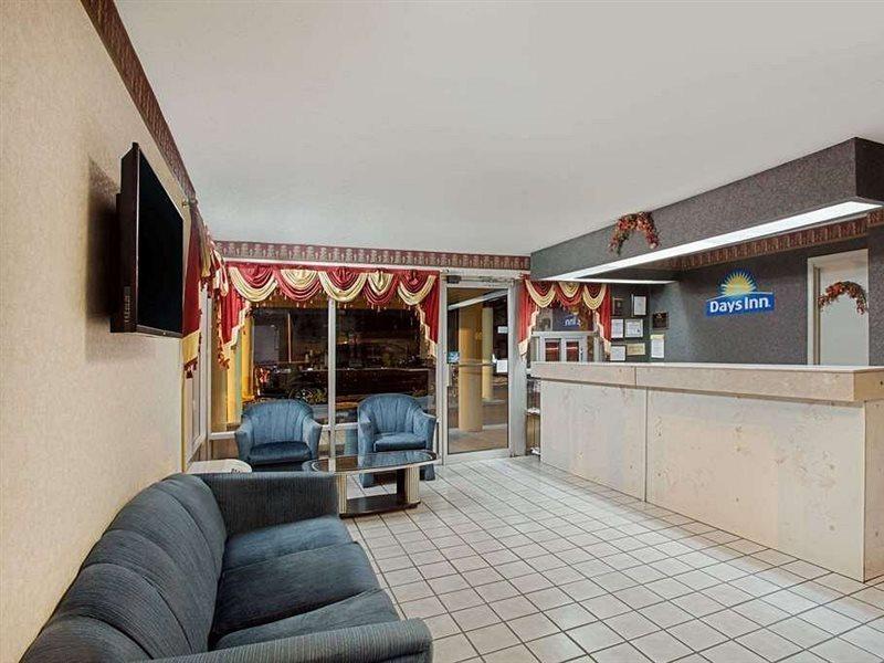 Days Inn By Wyndham גרינוויל מראה חיצוני תמונה