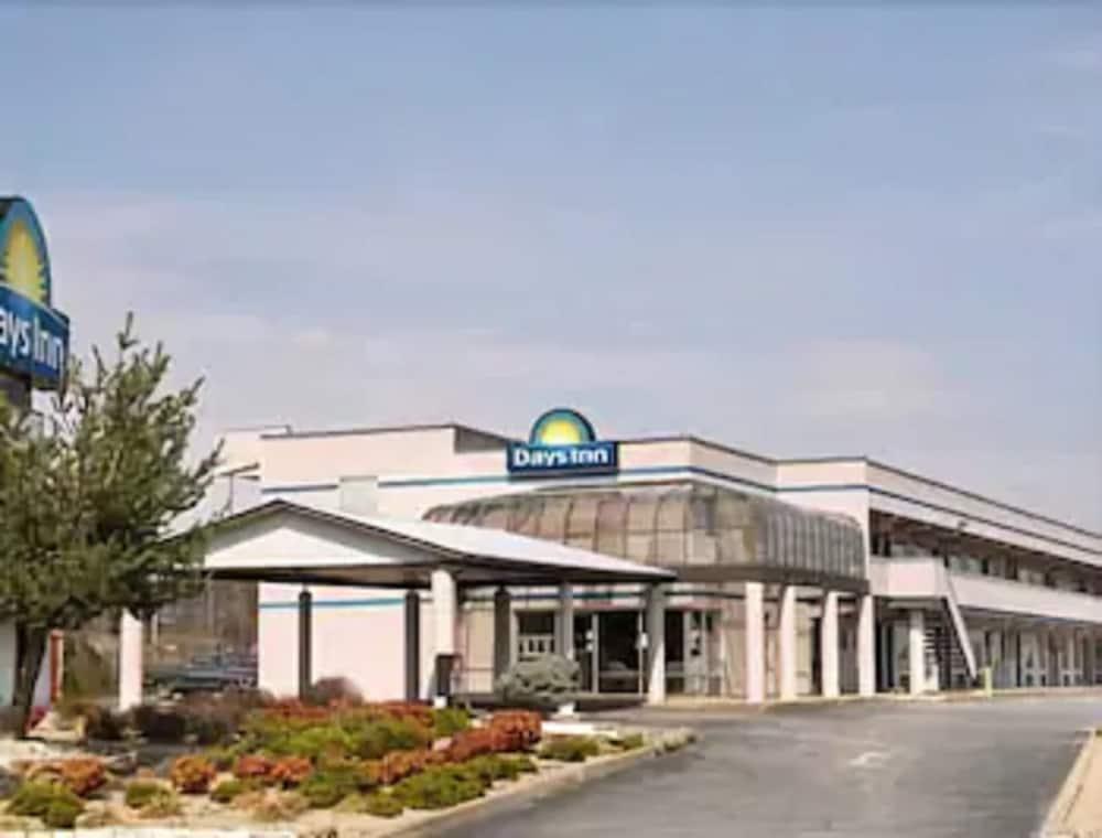 Days Inn By Wyndham גרינוויל מראה חיצוני תמונה